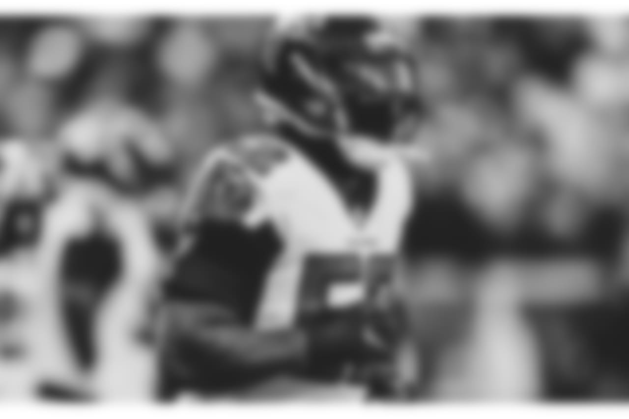DE Bruce Irvin
Atlanta Falcons / Kara Durrette