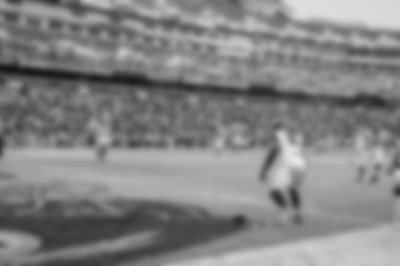 WR Julio Jones keeps going for his first touchdown of the 2018 season.