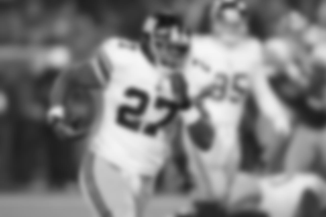 RB Brandon Jacobs | Giants 2005-2011, 2013
BORN: Houma, LA
HIGH SCHOOL: Assumption High School, LA