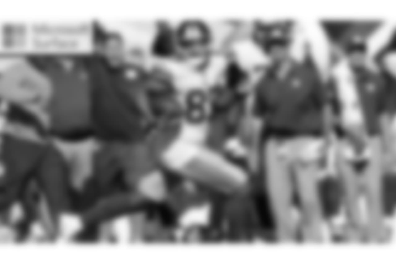 WR STERLING SHEPARD
Shepard has been somewhat quiet since recording a career-high 167 yards in Week 7, but he could be due against an opponent he has had success against in the past. Shepard has four touchdowns vs. Philadelphia in five meetings, including two games with more than 130 yards.