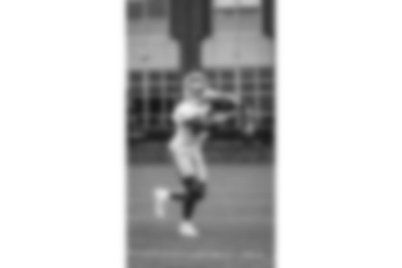 E_18_1009_GiantsPractice021