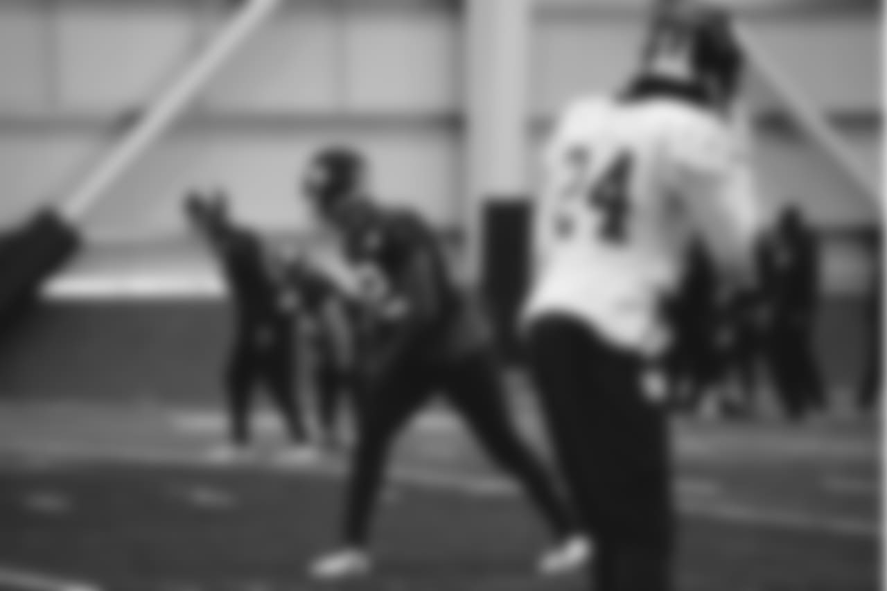 E_E_18_1129_GiantsPractice001