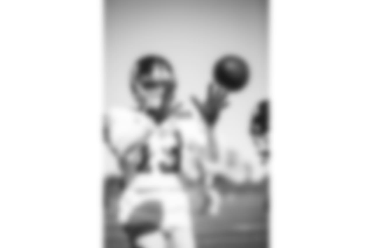 New York Giants In-Season Practice at Quest Diagnostics Training Center in East Rutherford, NJ