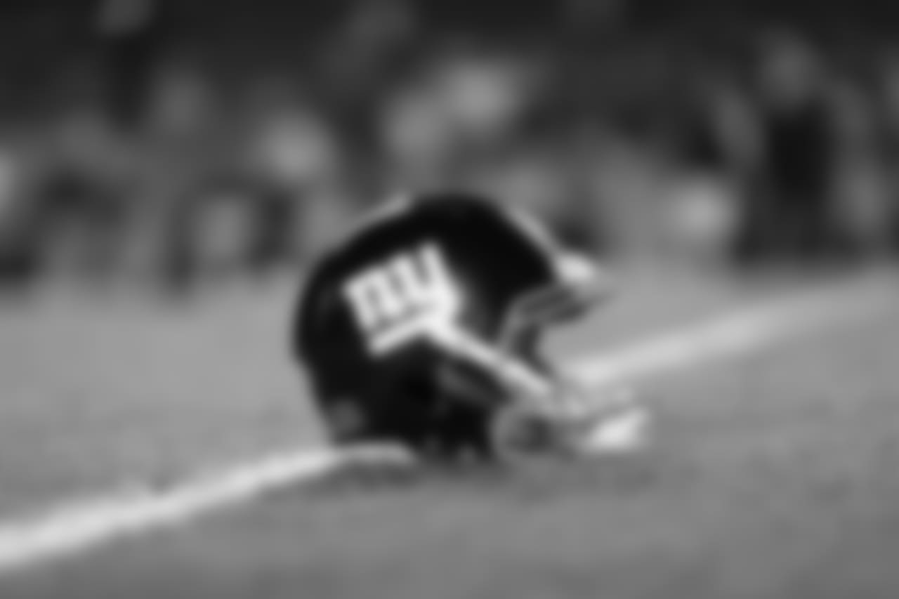 6.) RB Gene Roberts. - 201 yards (10/23/49 vs. CHI)