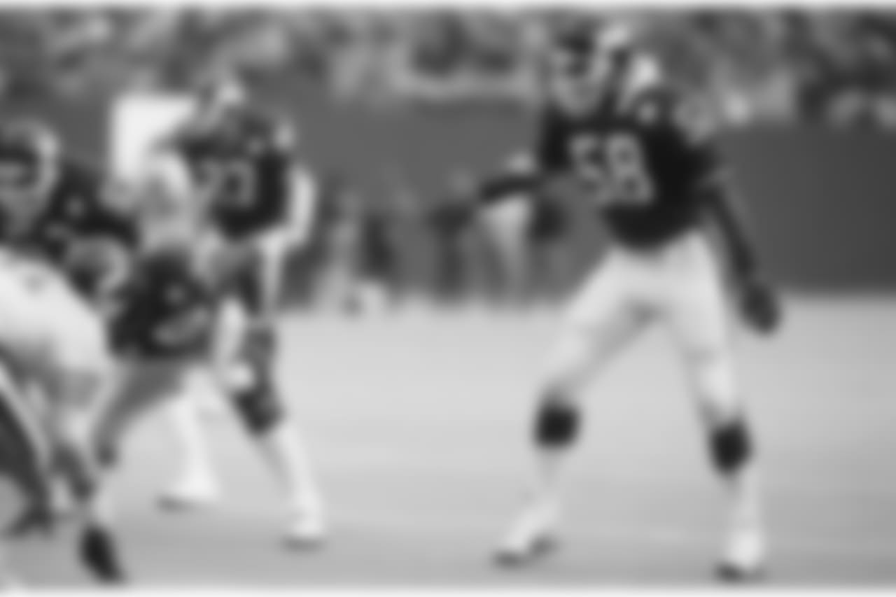 1993 - LB Carl Banks (transition tag)