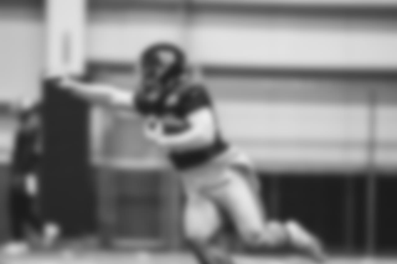E_18_1115_GiantsPractice021