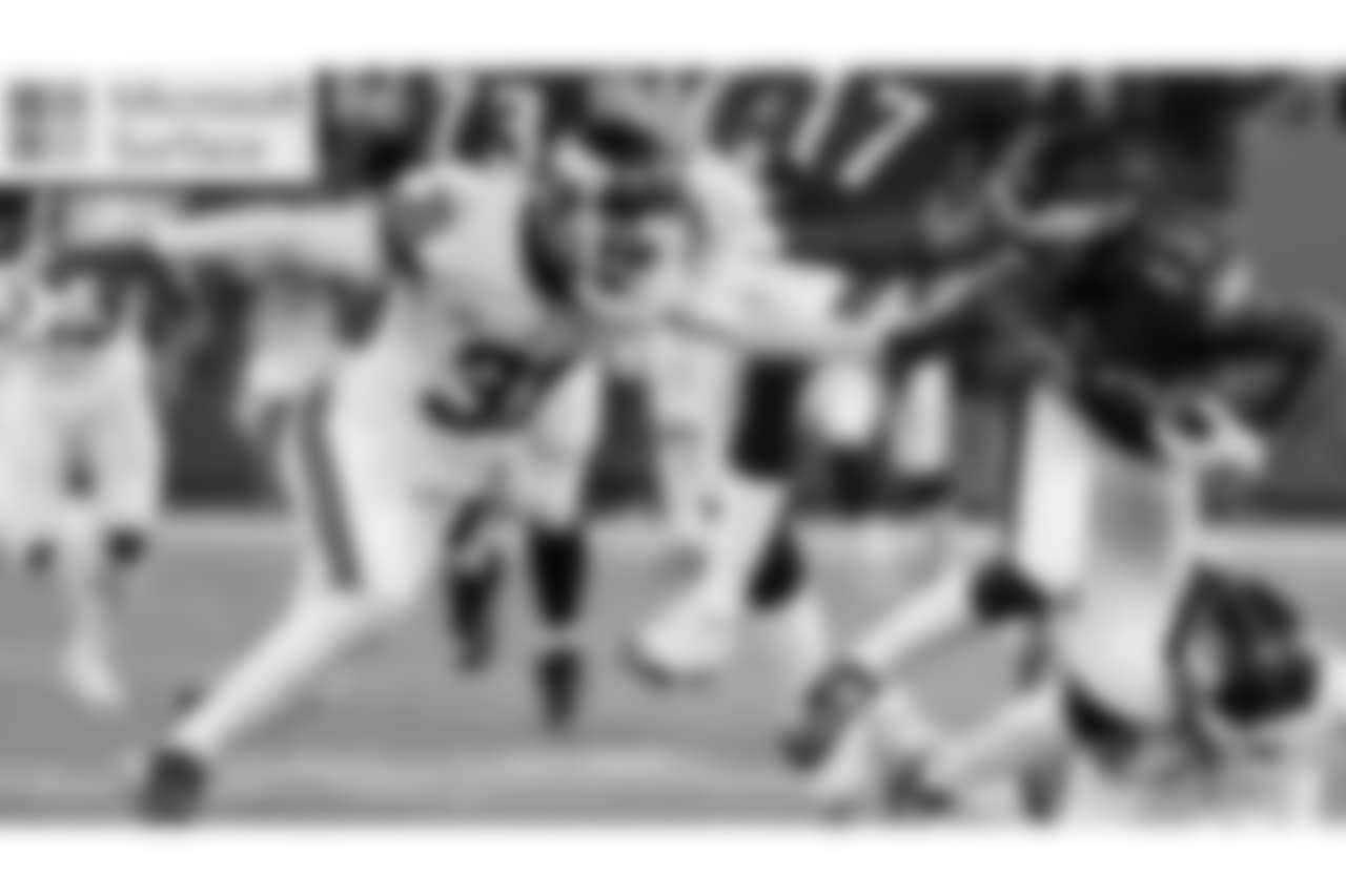 S MICHAEL THOMAS
The special teams ace is seeing more time in the defensive backfield and accounted for one of the Giants’ four interceptions in Week 11. The defense has six picks in the last two games after having four in the first eight.