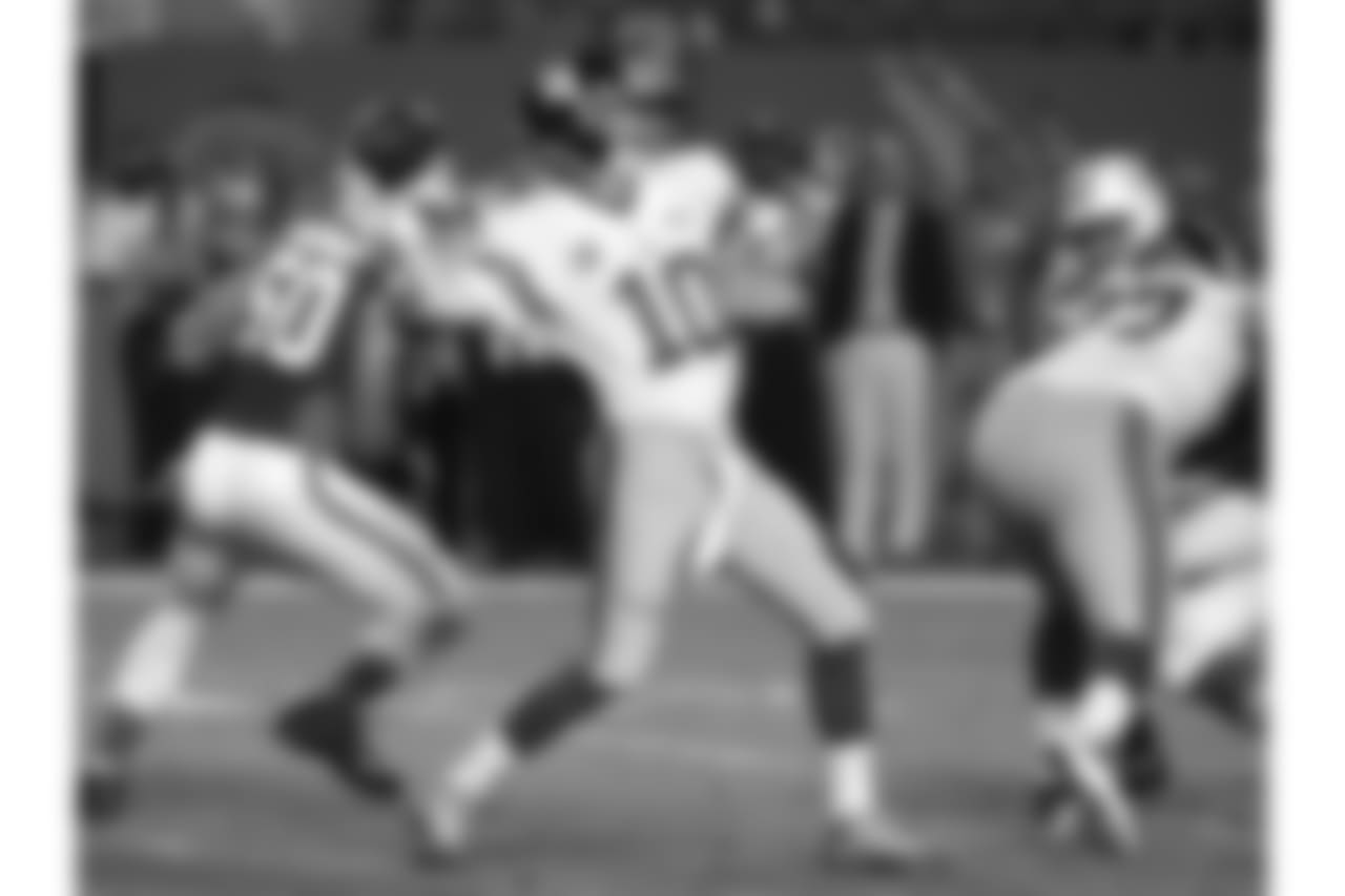 2. Eli Manning (2015) – 4,432 YDS