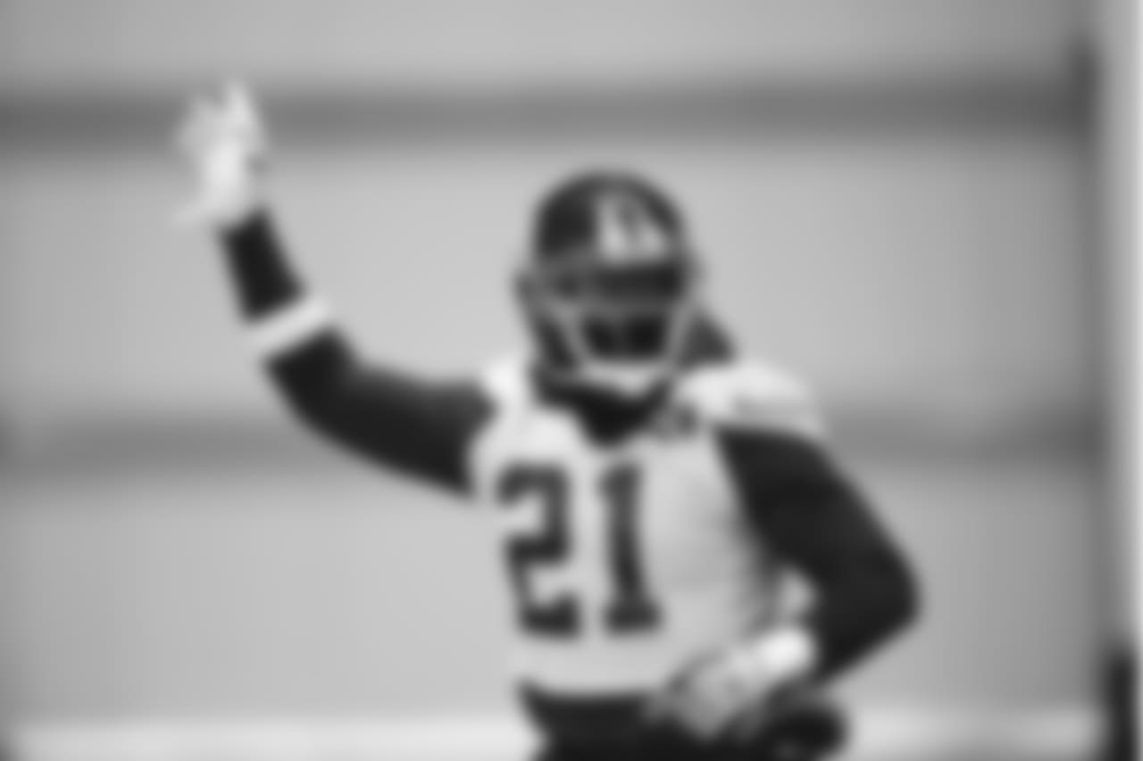 E_E_18_1129_GiantsPractice019