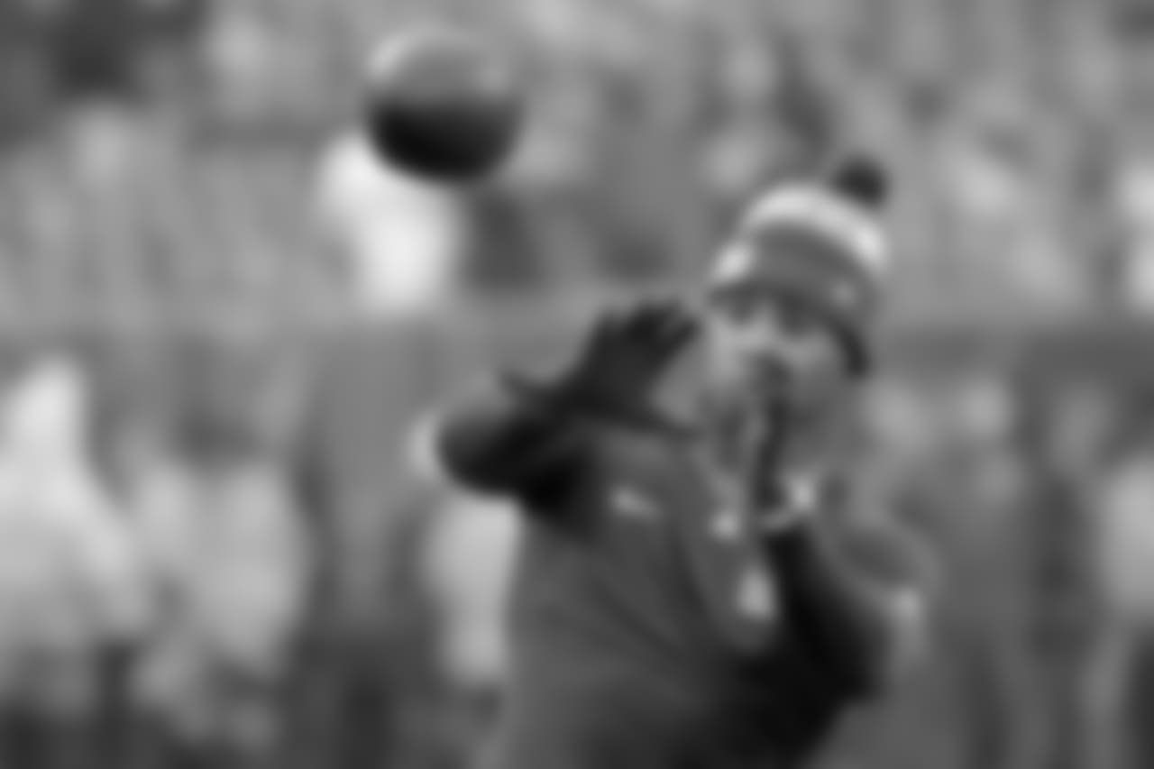 New York Giants running back Saquon Barkley works out prior to an NFL football game against the Tennessee Titans, Sunday, Dec. 16, 2018, in East Rutherford, N.J. (AP Photo/Bill Kostroun)