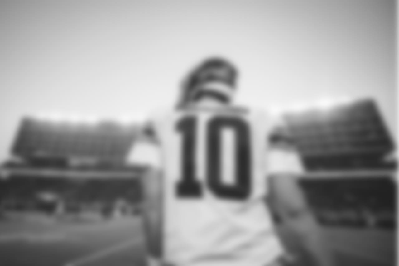 New York Giants regular season game vs the San Francisco 49ers at Levis Stadium in Santa Clara, California