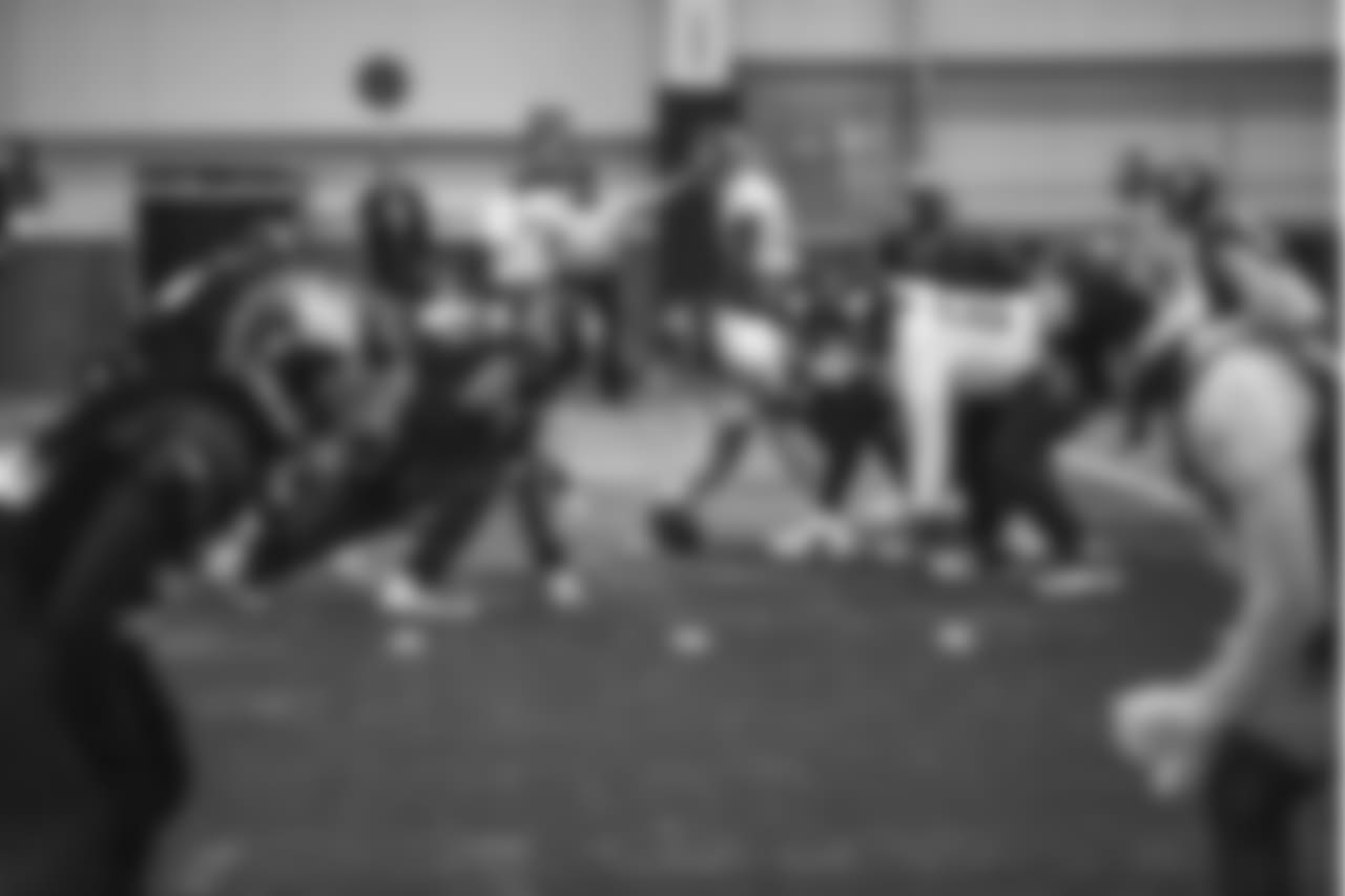 E_18_1206_GiantsPractice019