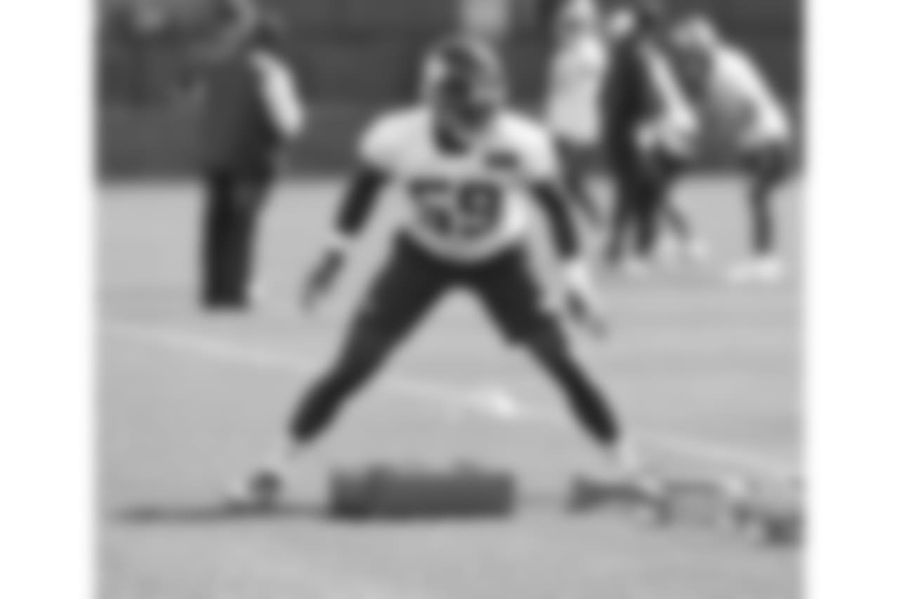 LB Lorenzo Carter