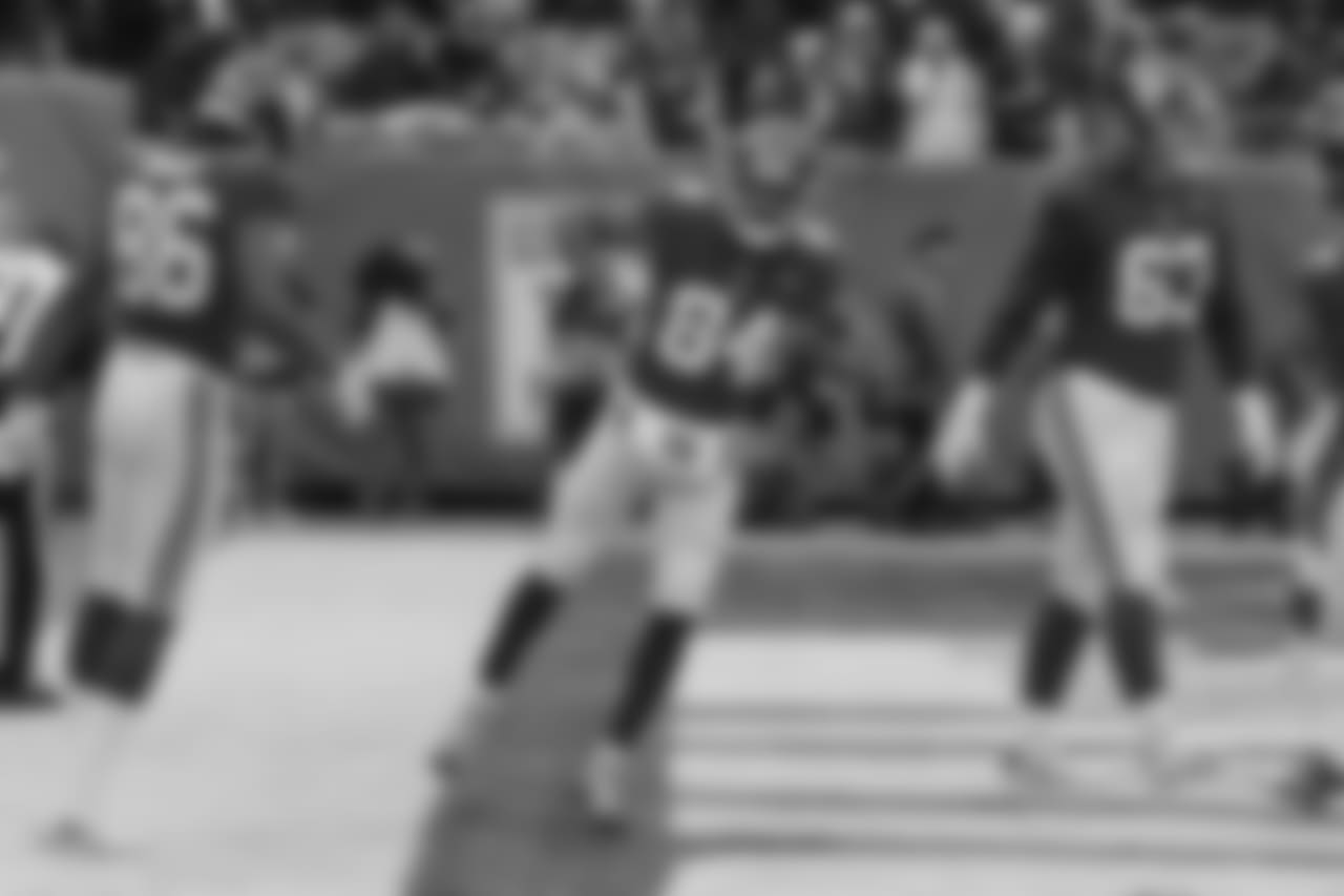 WR HUNTER SHARPPlaying in his third career game, Sharp scored his first NFL touchdown on a 16-yard pass from Eli Manning in the first quarter.