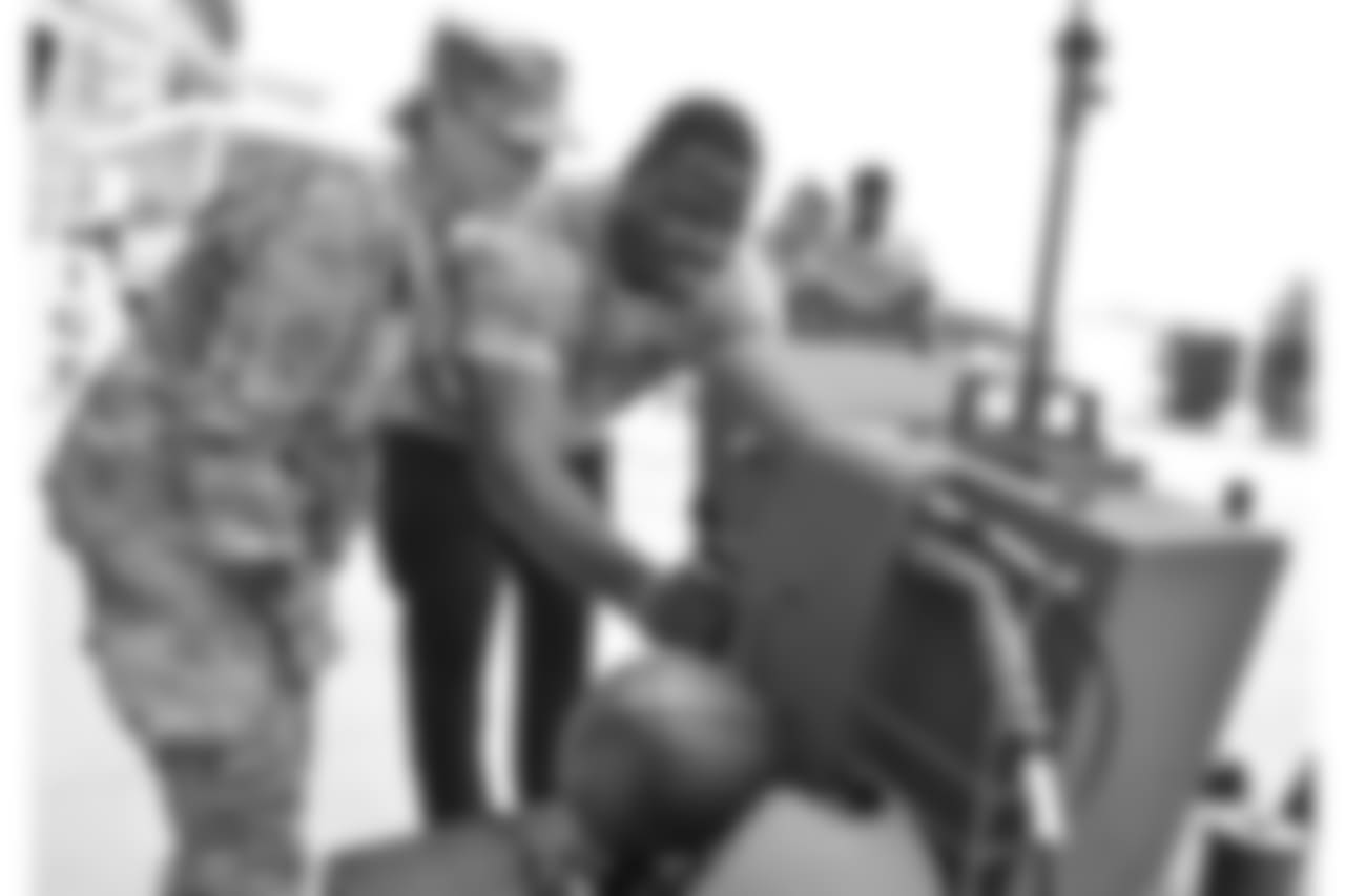 Jacksonville Jaguars defensive tackle Malik Jackson Salute to Service Football Camp for military children Wednesday June 6, 2018 in Jacksonville, Fl. (Rick Wilson/Jacksonville Jaguars)