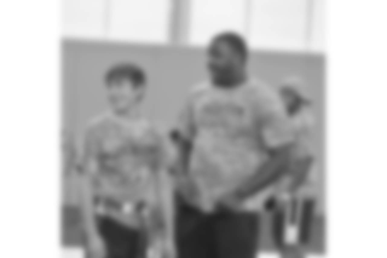 Jacksonville Jaguars defensive tackle Malik Jackson Salute to Service Football Camp for military children Wednesday June 6, 2018 in Jacksonville, Fl. (Rick Wilson/Jacksonville Jaguars)