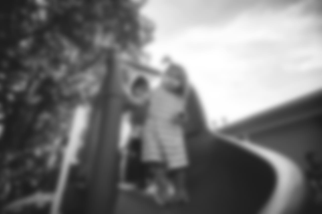 E_1D2_9084