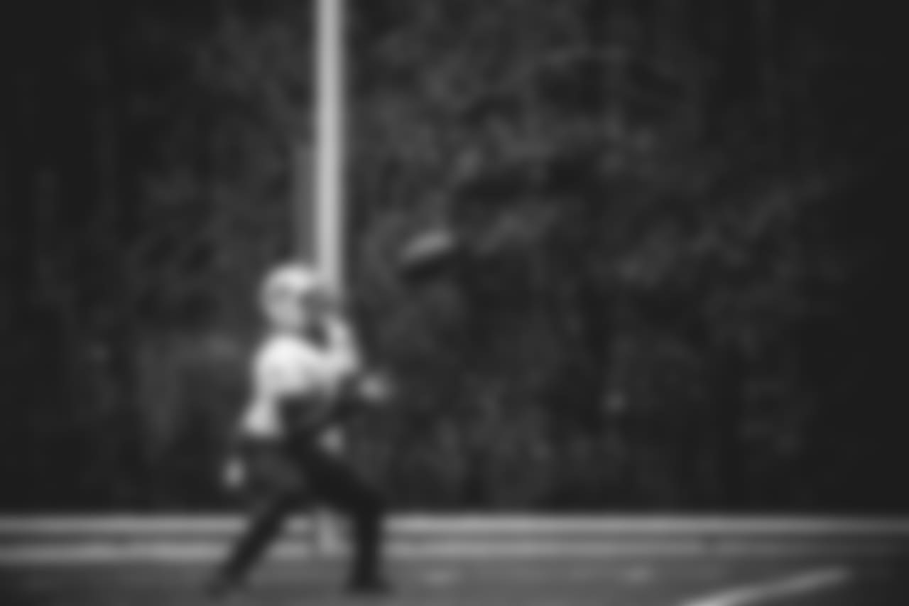 E_1D2_3732