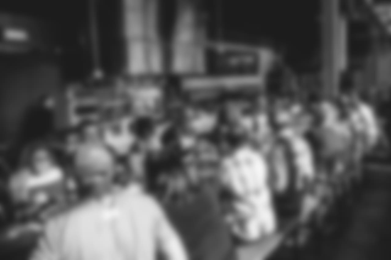 E_1D2_2402