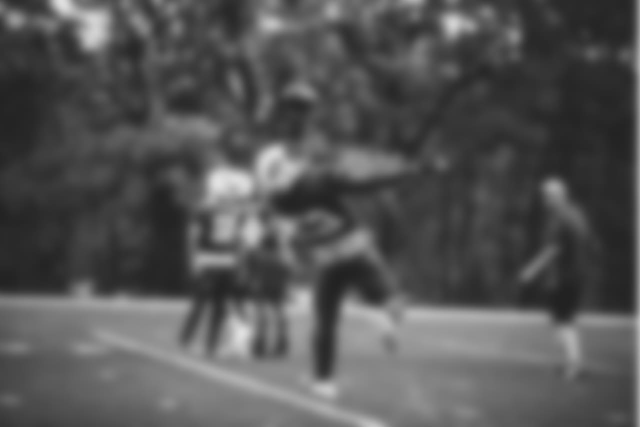 E_1D2_1053