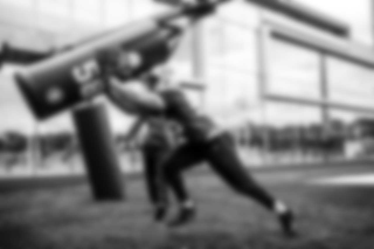E_5D4_4605