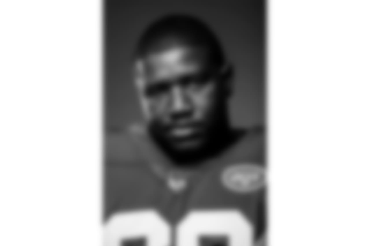 OL Kelvin Beachum