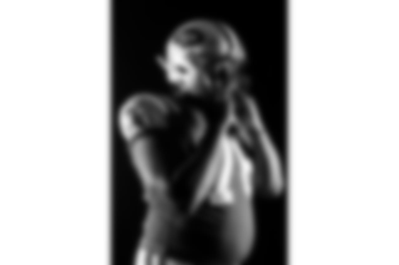OL Darius James