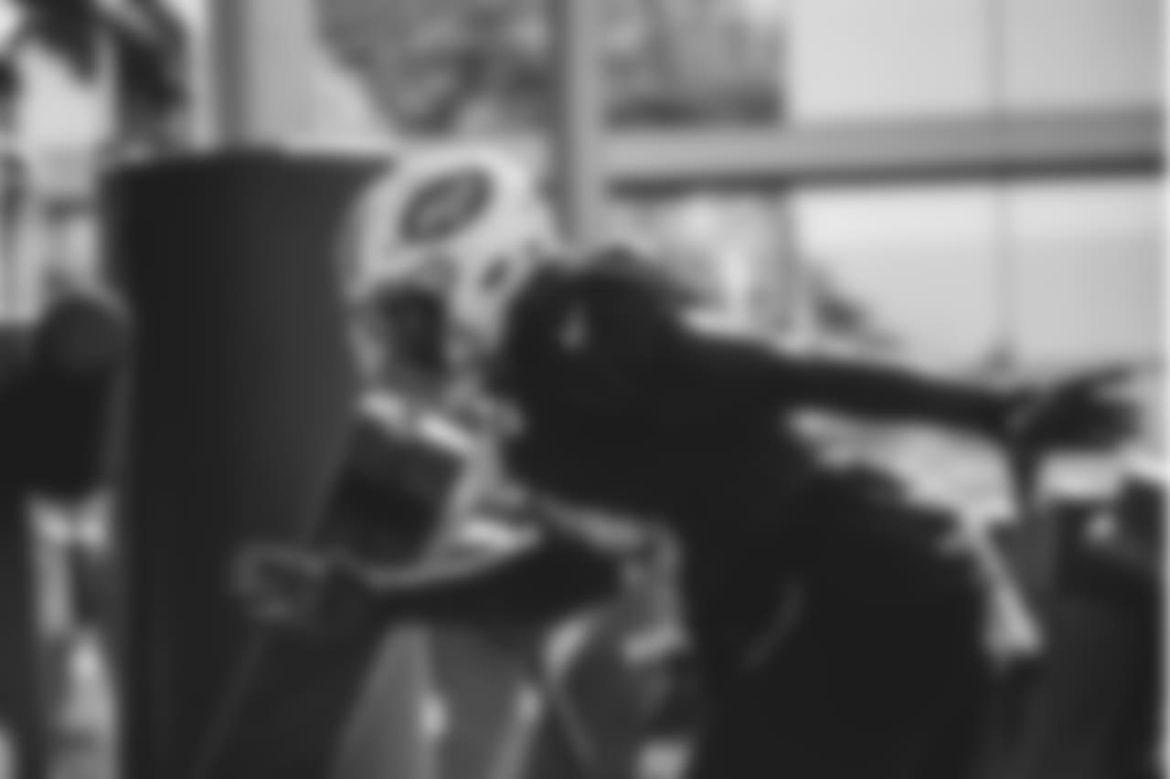 E_1D2_3307