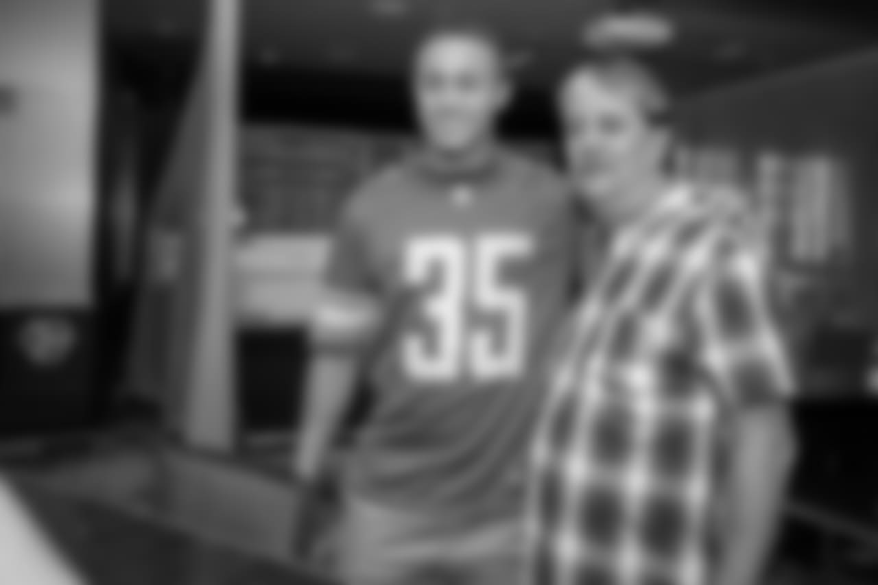 Detroit Lions visited with prostate cancer patients and survivors at Topgolf with Henry Ford Health System at MGM Grand Detroit on Tuesday, Oct. 2, 2018 in Detroit. (Detroit Lions via AP).