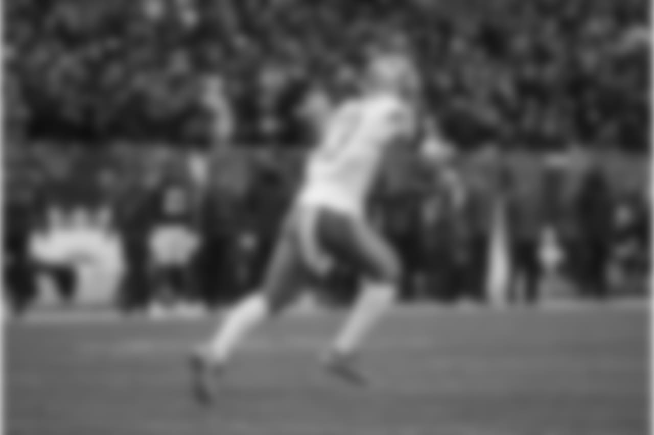 Detroit Lions wide receiver TJ Jones (13) returns a kickoff during a NFL football game against the Chicago Bears on Sunday, Nov. 11, 2018 in Minneapolis. (Detroit Lions via AP).