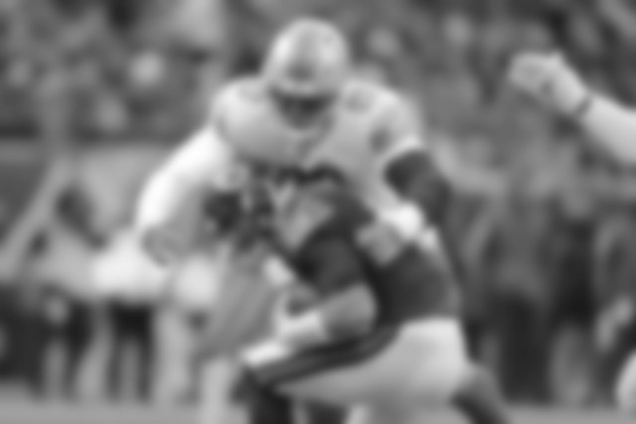 Detroit Lions defensive lineman Da'Shawn Hand (93) sacks Chicago Bears quarterback Mitchell Trubisky (10) during a NFL football game against the Chicago Bears on Sunday, Nov. 11, 2018 in Chicago. (Detroit Lions via AP).