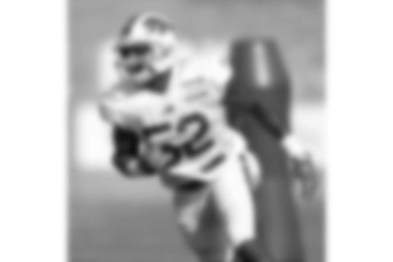 **WLB Corey Thompson**