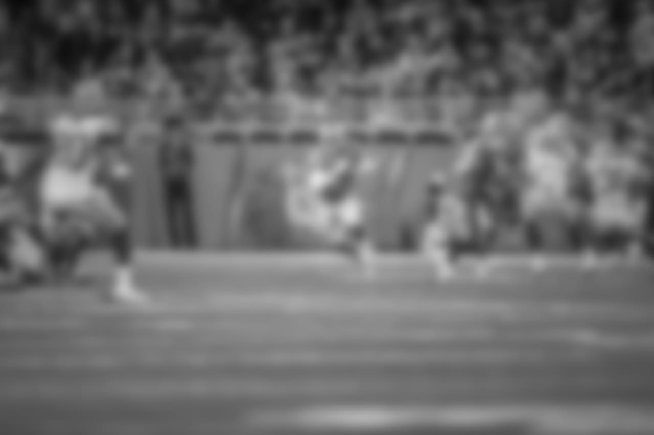 Detroit Lions running back Ameer Abdullah (21) returns a kickoff during a NFL football game against the Green Bay Packers on Sunday, Oct. 7, 2018 in Detroit.
