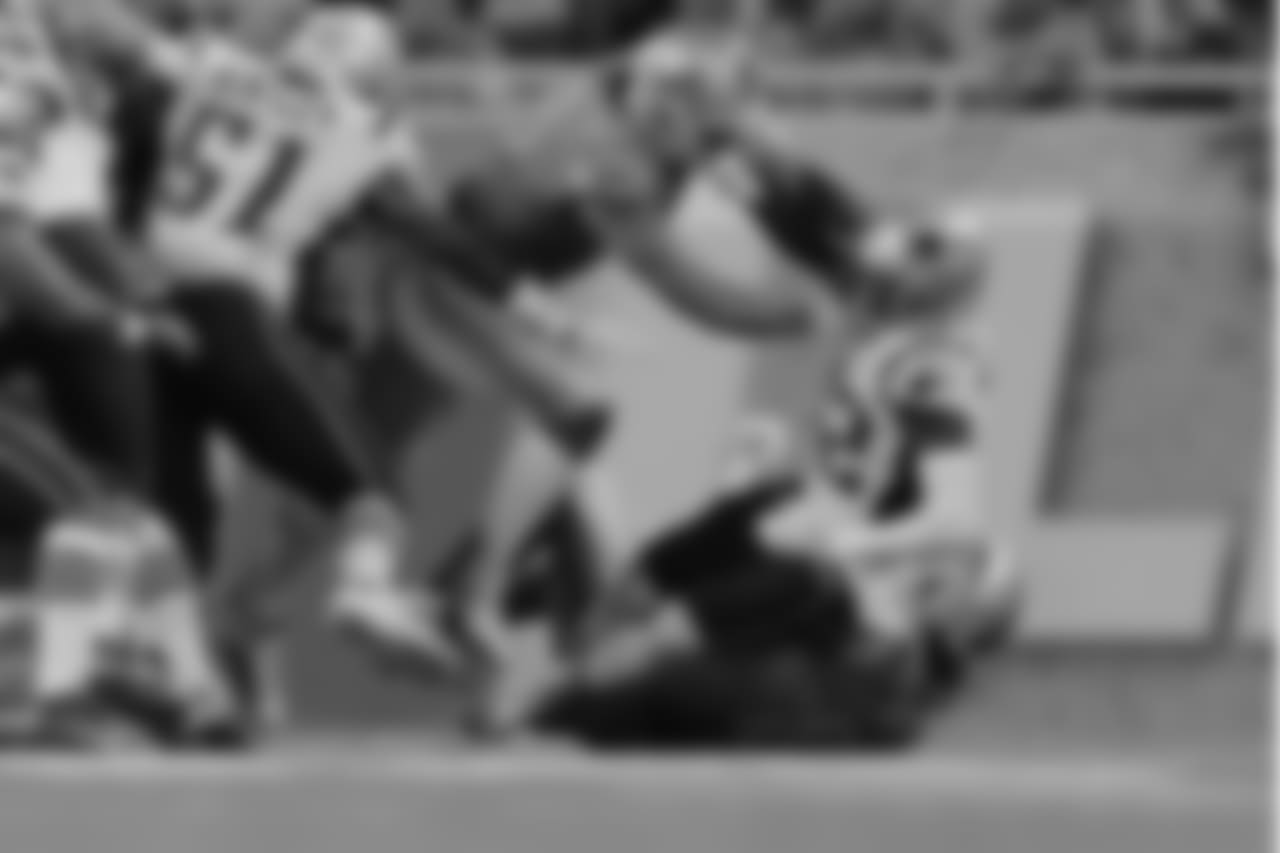 Detroit Lions tight end Levine Toilolo (87) blocks during a NFL football game against the New England Patriots on Sunday, Sept. 23, 2018 in Detroit. (Detroit Lions via AP).