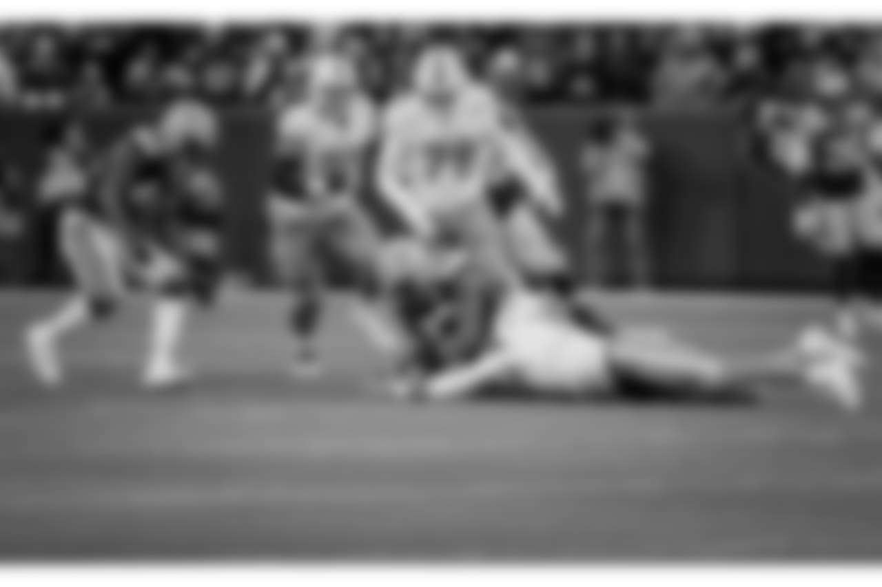181111-packers-dolphins-2-siegle-25