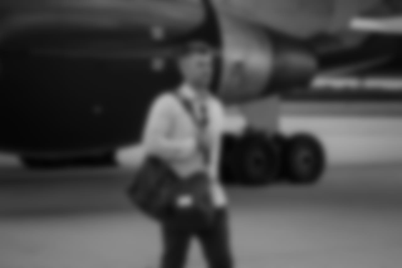 180922-packers-arrive-DC-hartwig-2