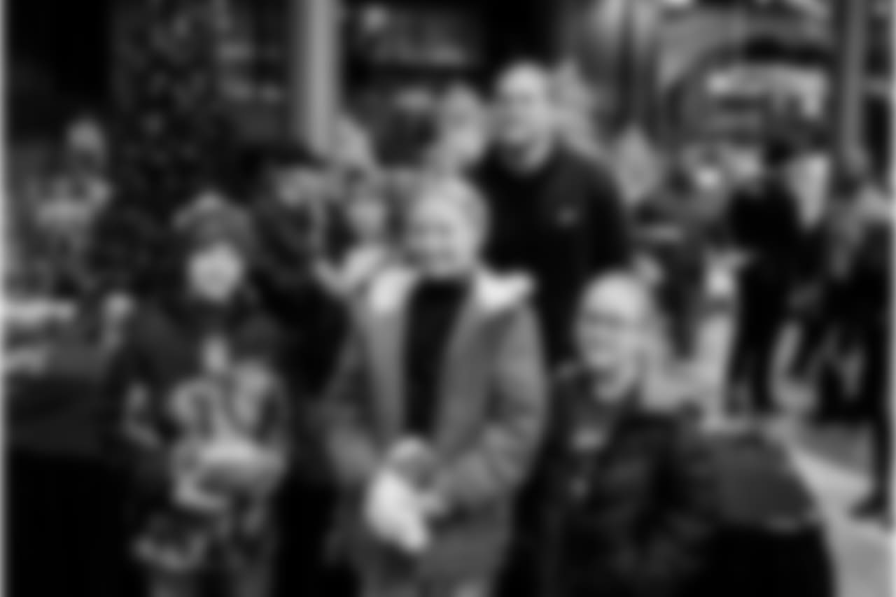 181217-salvation-army-autographys-42