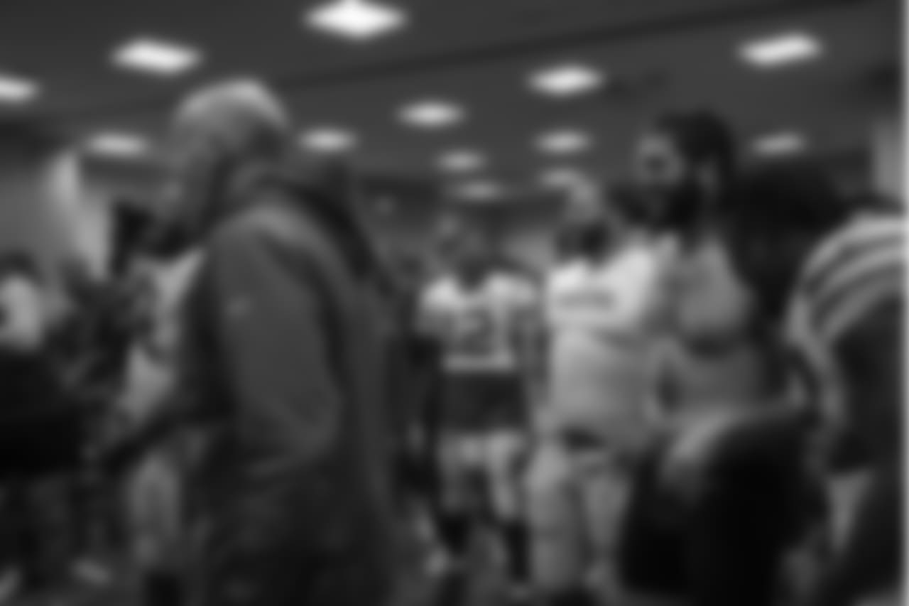 181223-locker-room-siegle-08