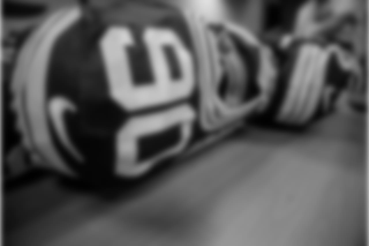 181015-packers-locker-room-bobber-29