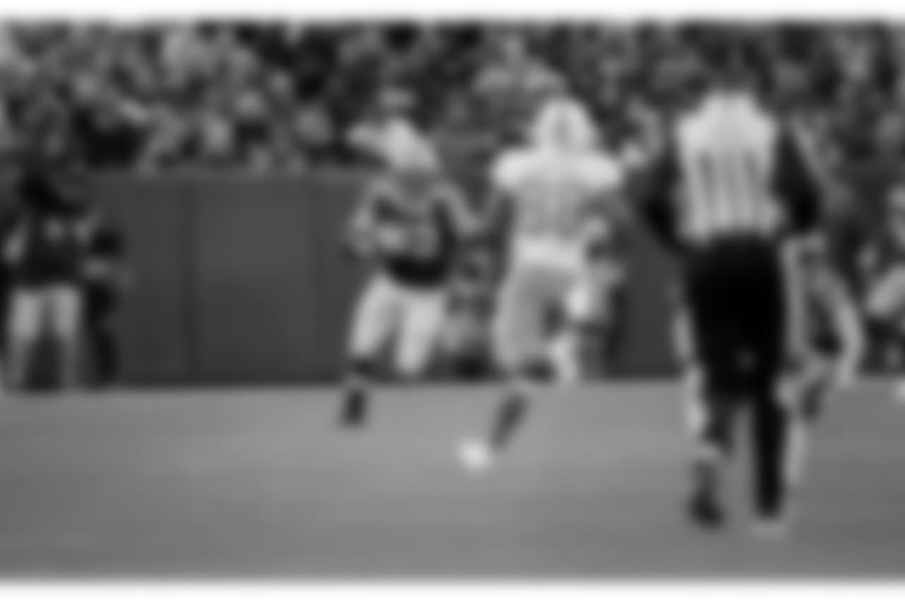 181111-packers-dolphins-2-siegle-82