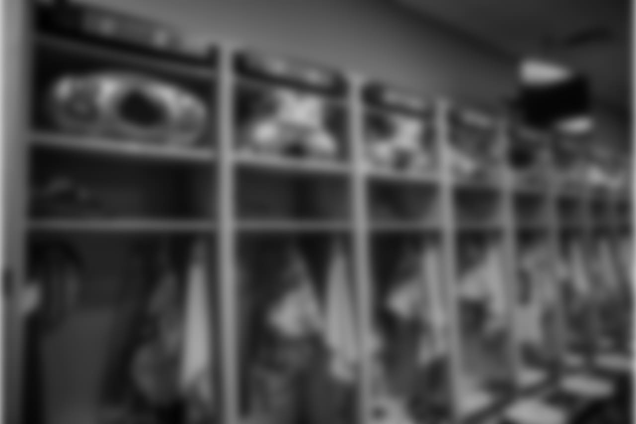 181125-packers-locker-room-bobber-13