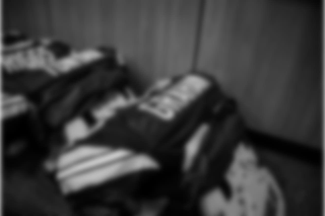 181209-packers-locker-room-bobber-7