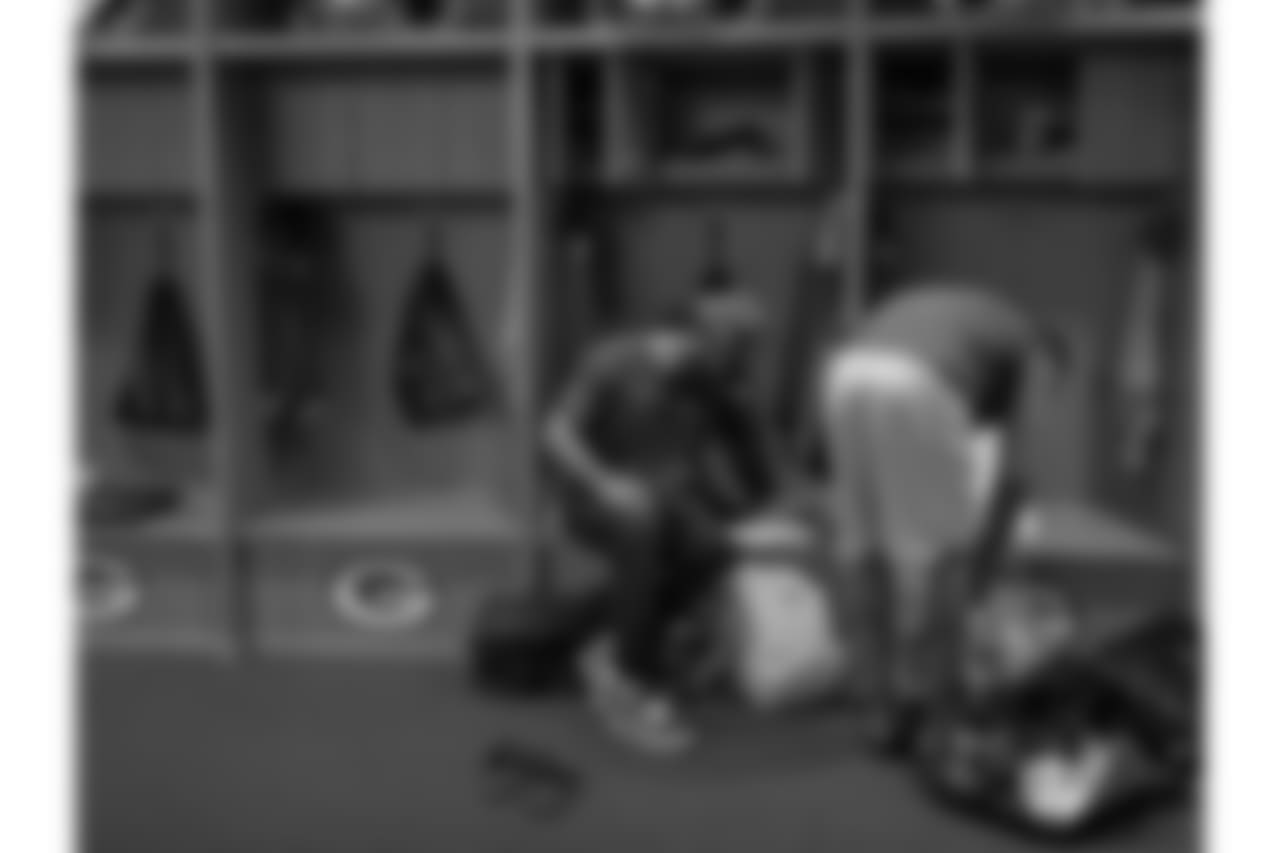 181231-locker-room-cleanout-09