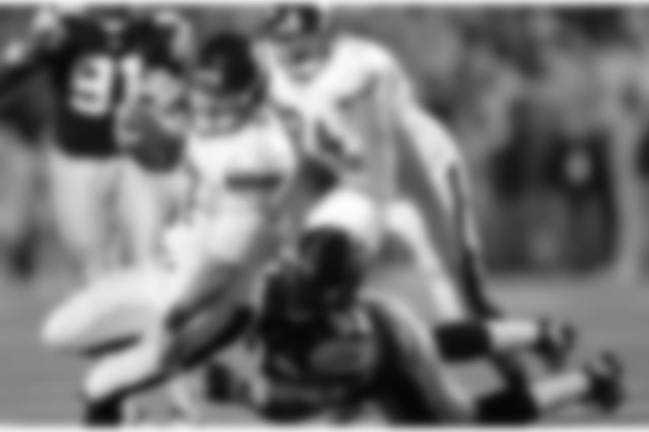 #76 - Mike Daniels - Iowa
