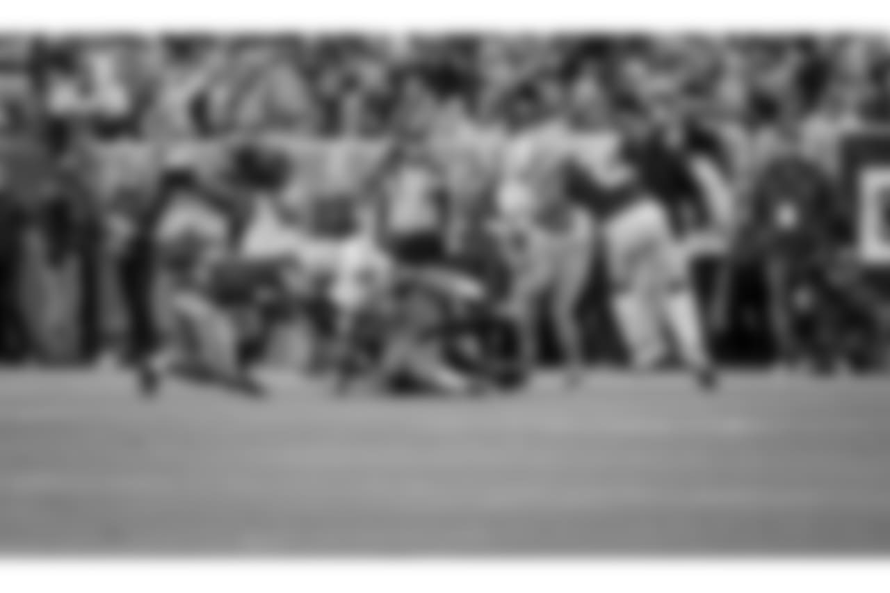 181111-packers-dolphins-2-siegle-70