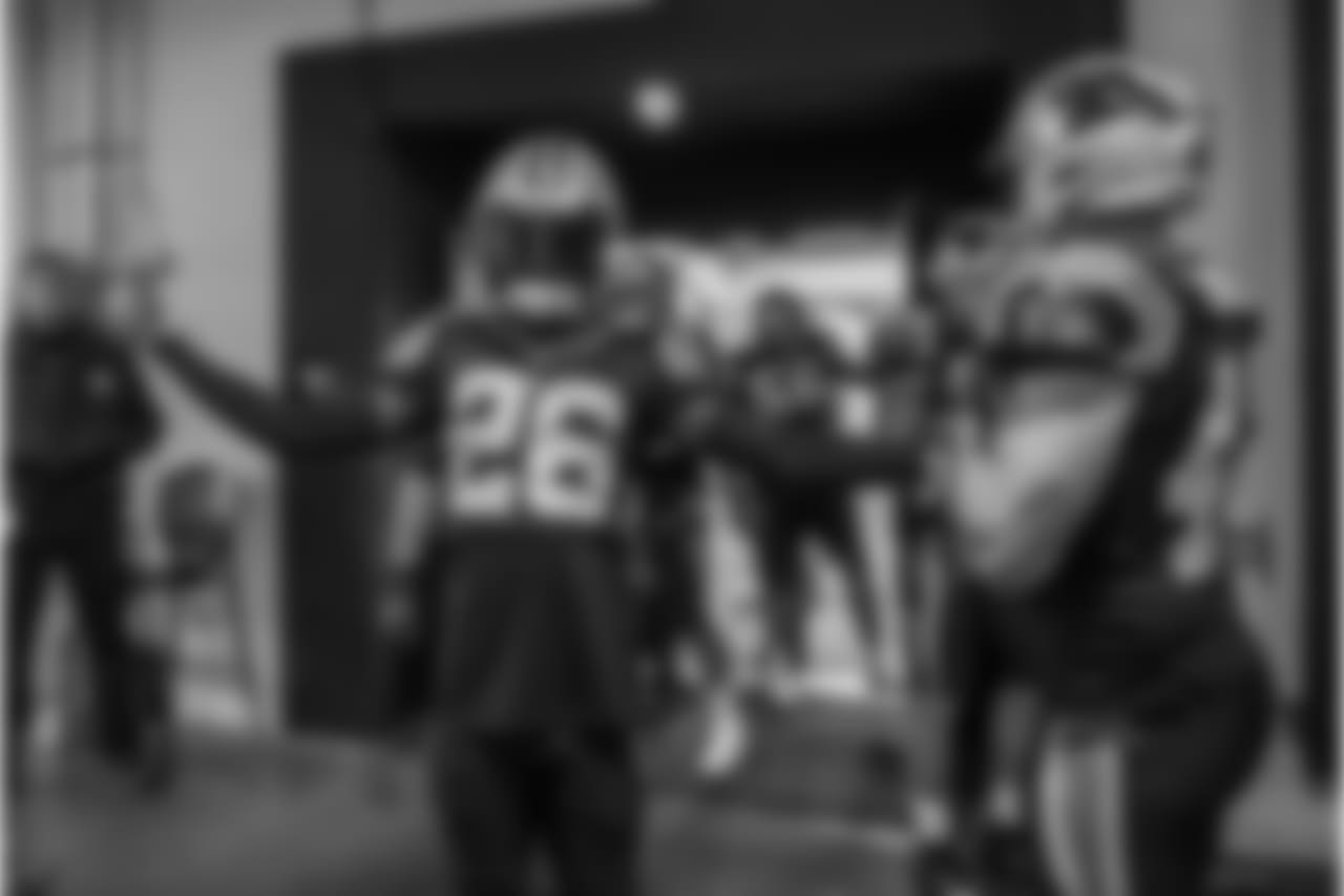 2018_11_25 CARvsSEA warmups 0069