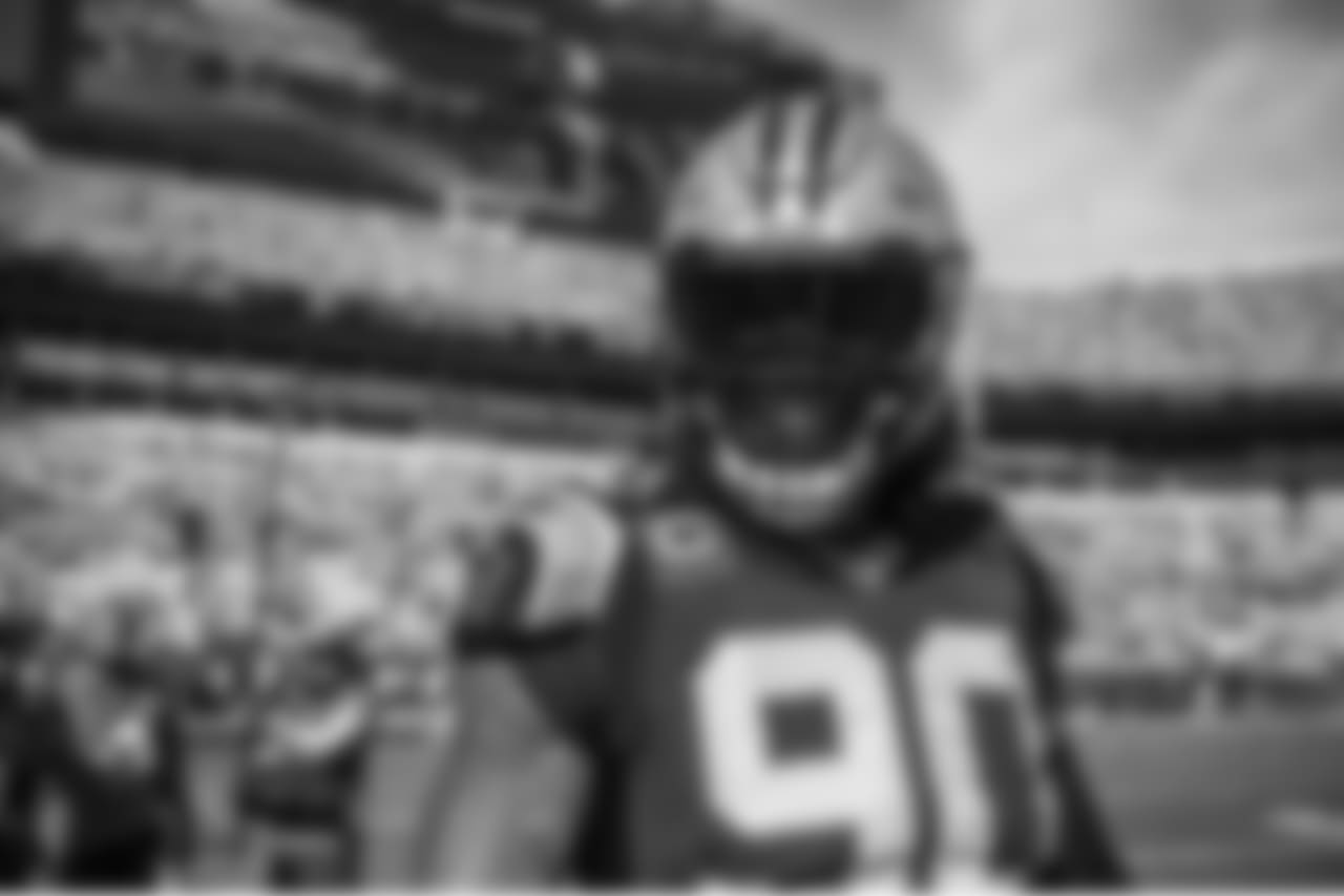 2018_11_25 CARvsSEA warmups 0117