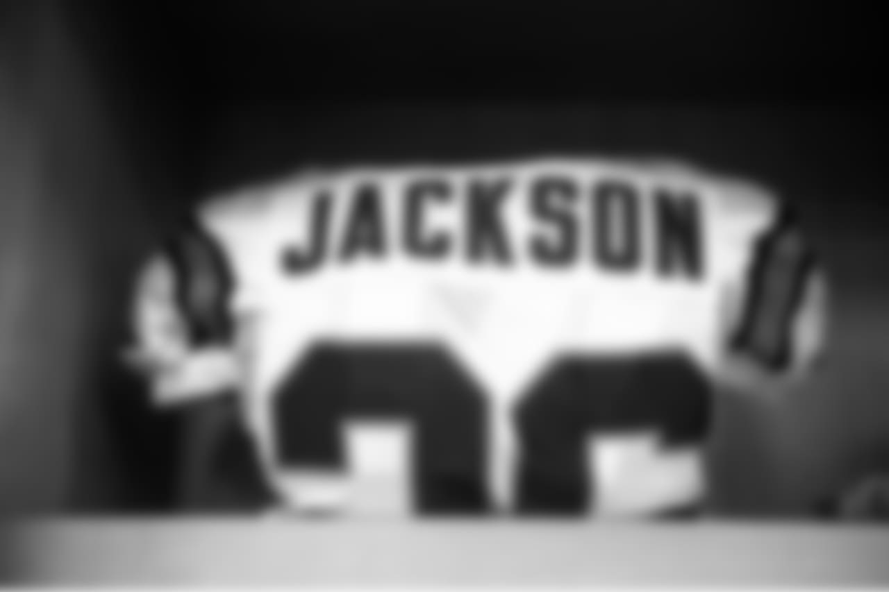 Locker room_34