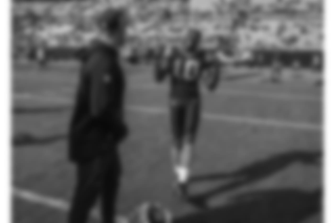 2018_11_25 CARvsSEA warmups 0093