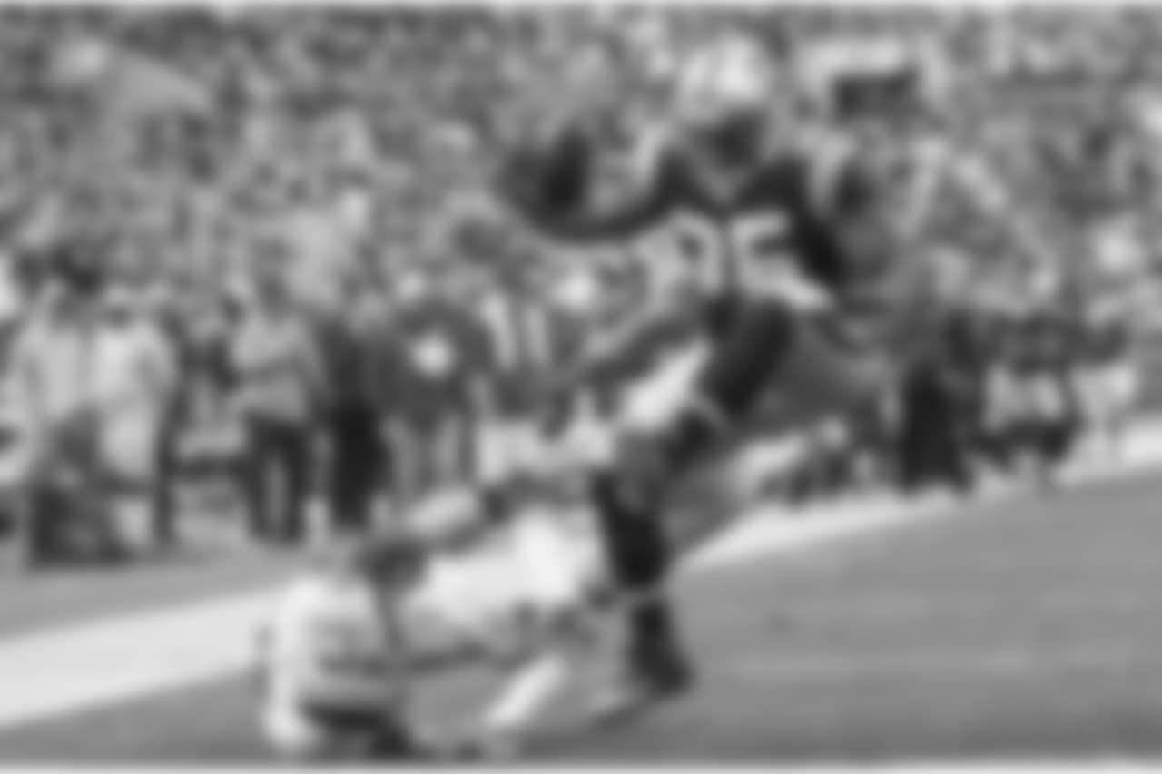 Carolina Panthers play against Washington on Sunday, November 22, 2015.